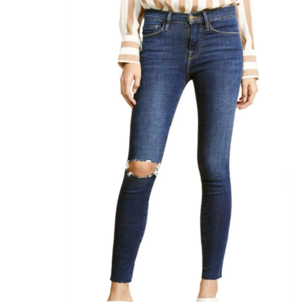 FRAME | Destroyed Knee Jeans